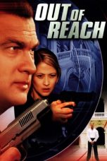 Nonton film Out of Reach (2004)